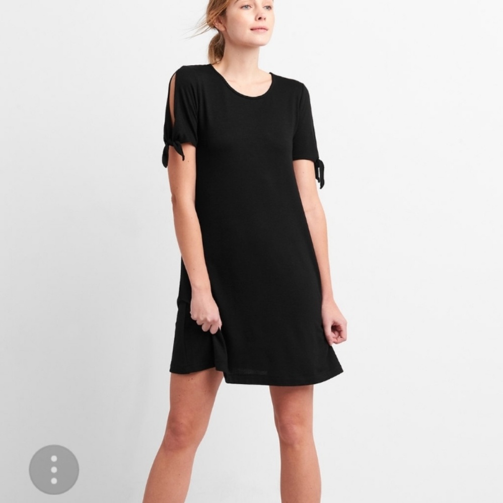 NWT - GAP Gorgeous Dress